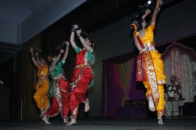 Mumbai Dance